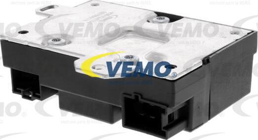Vemo V30-73-0334 - Komandni Uređaj, osvjetljenje  www.molydon.hr