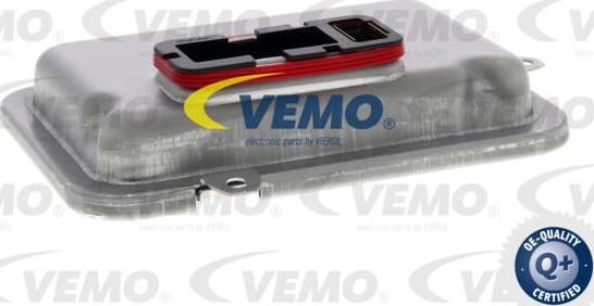 Vemo V30-73-0215 - Komandni Uređaj, osvjetljenje  www.molydon.hr