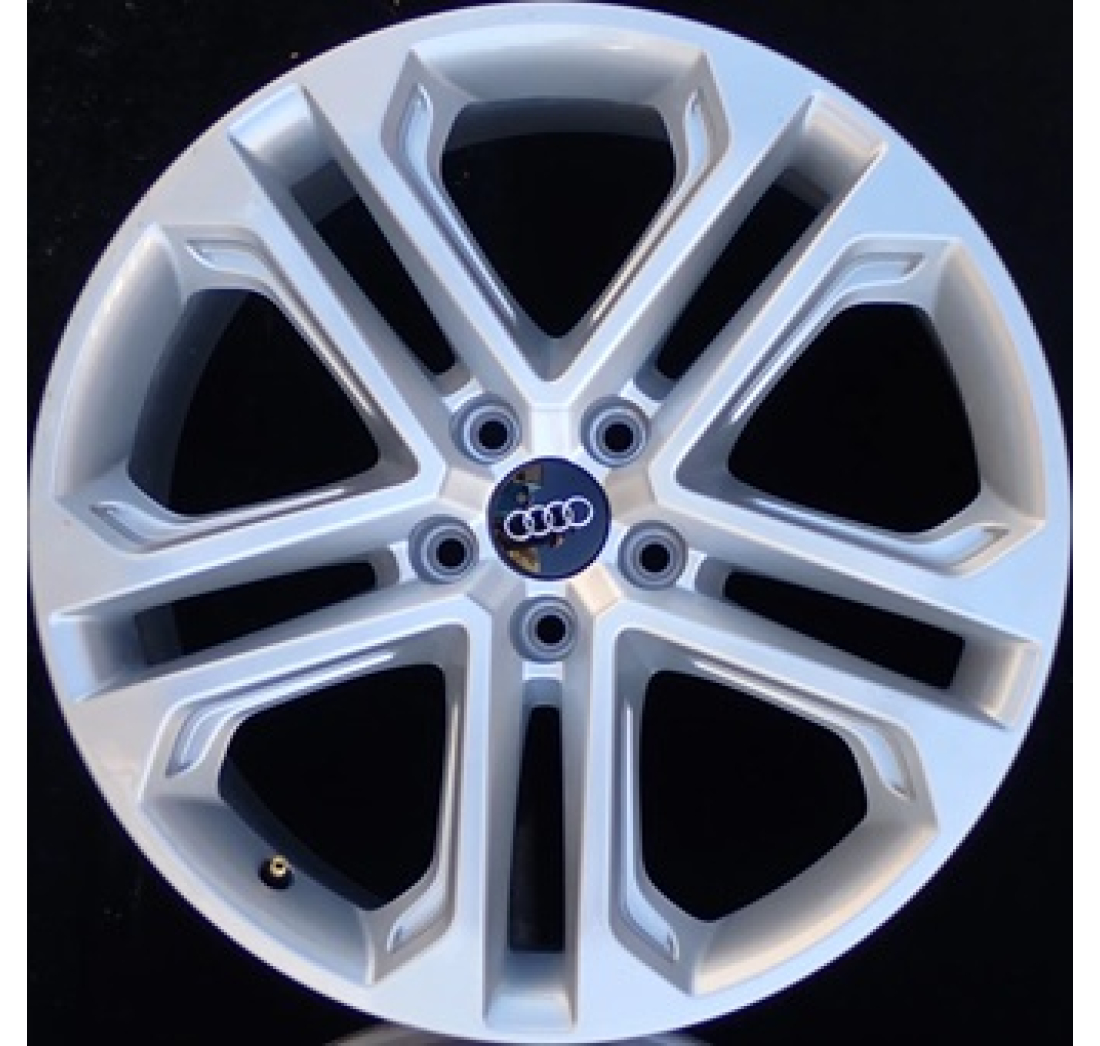 8,0X19 AUDI LM 5/112 ET39 CH66,4 DEMO!!! Silver